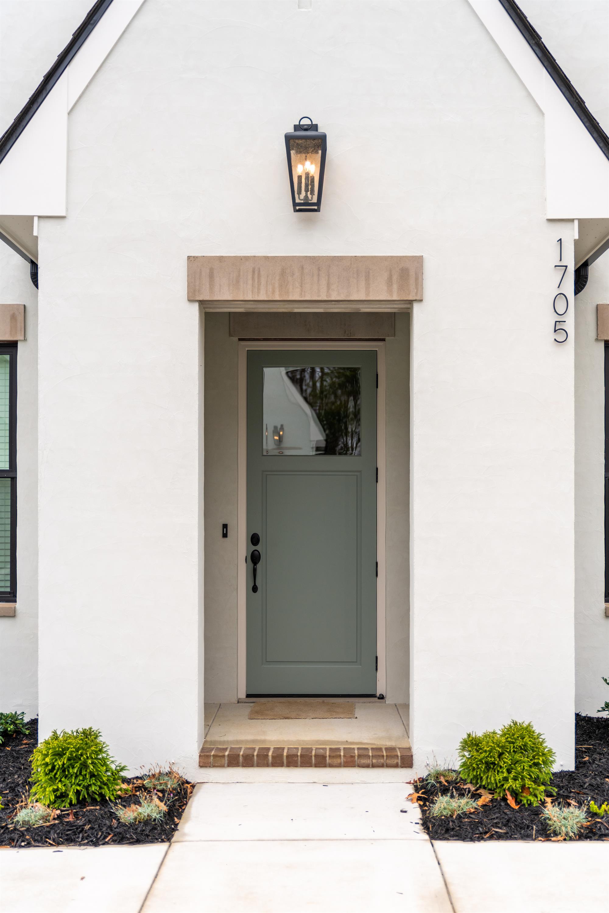 1705 Double Oak Trail